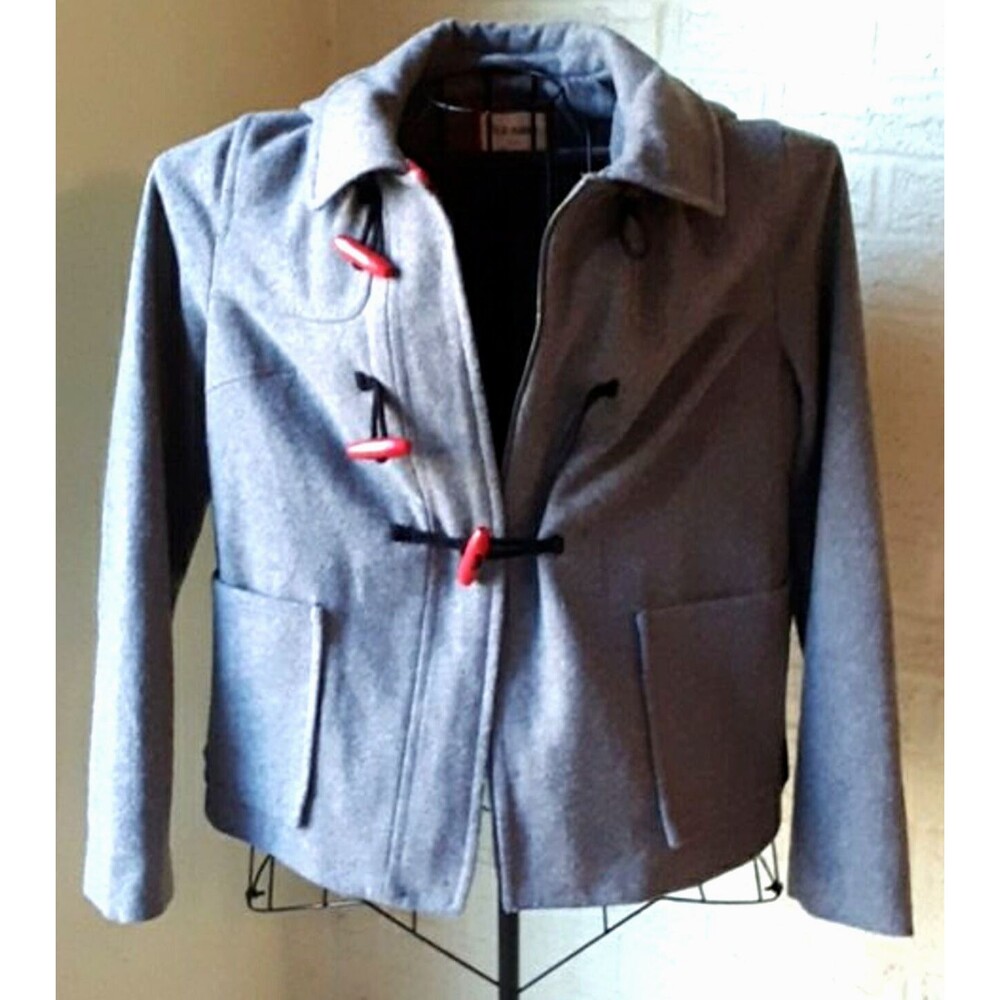 Old Navy Waist Length Pea Coat Size Medium Hood Gray Red Toggle Buttons Pockets